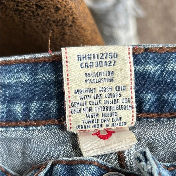 True Religion Classic Blue Jeans with Brown Stitching - Picture 3 of 5